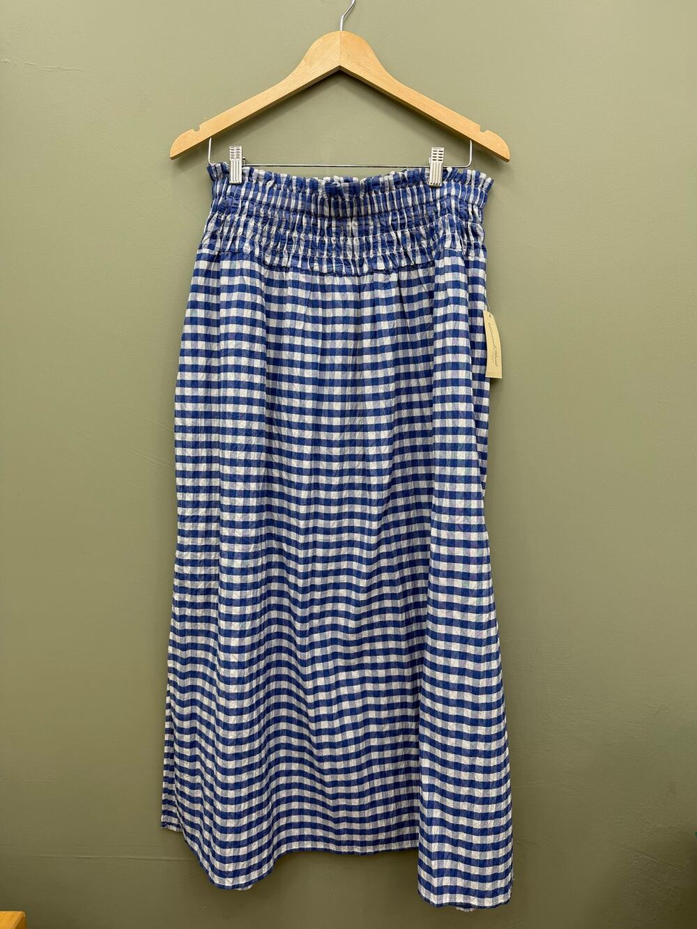 Universal Thread Gingham Midi Skirt Blue White Smocked Pockets NWT